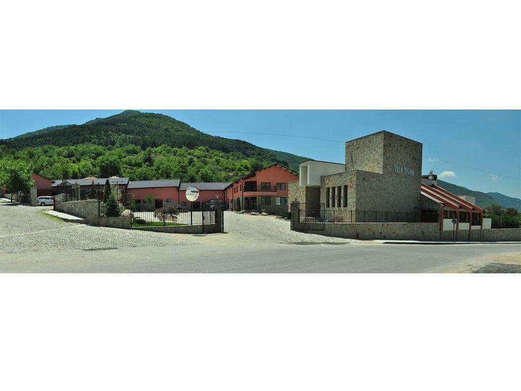 Yustina Villas Guest House Εξωτερικό φωτογραφία